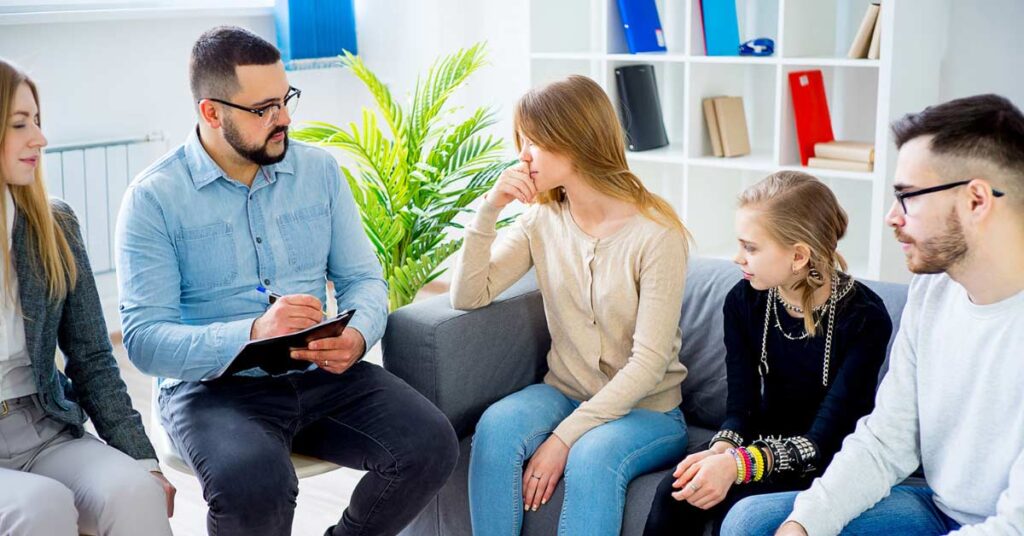 Family Support Services for Addiction Treatment in Southborough, MA | Northstar Recovery Centers | PHP IOP and OP levels of care.